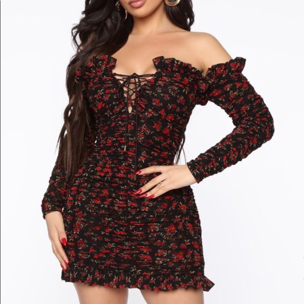 Size small fashion nova dress.
